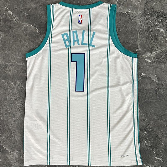 Camiseta NBA Charlotte Hornets – BALL #1 – blanca · 2023 - vista 2