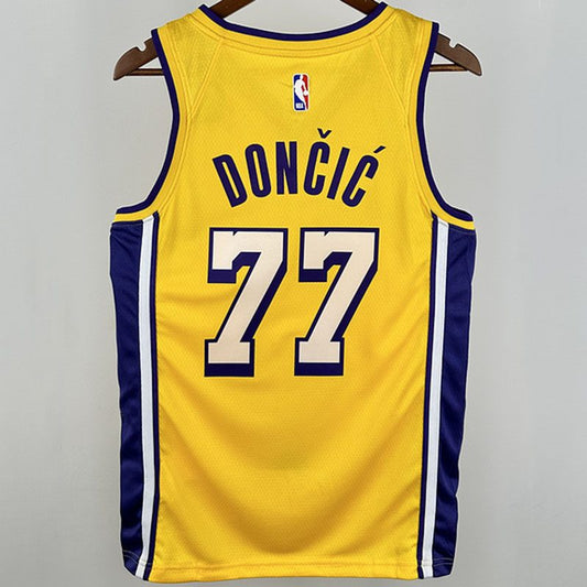 Camiseta NBA Los Angeles Lakers – DONCIC #77 – amarilla - vista 2