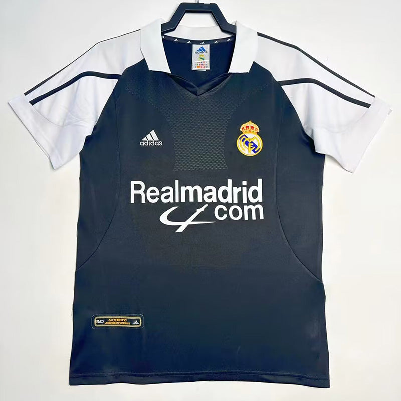 Real Madrid Retro 2001/02 (Negra)