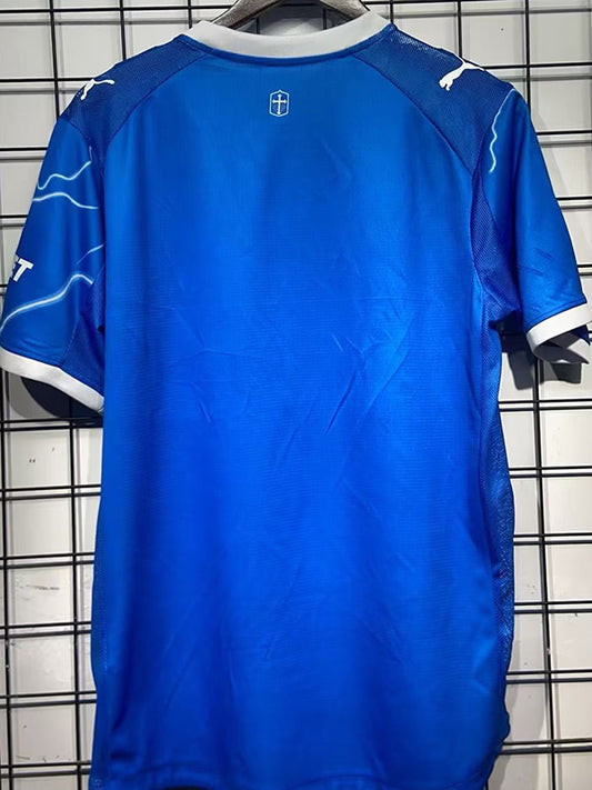 Universidad Catolica Blue Edición especial 26/27