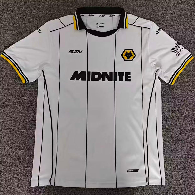 Wolverhampton Wanderers Visitante 26/27