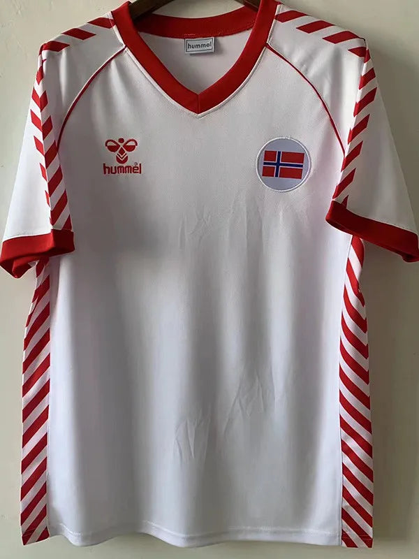 Selección de Noruega Retro 1984 Blanca