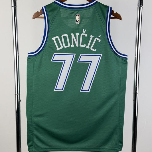 Camiseta NBA retro Dallas Mavericks – DONCIC #77 – Retro · verde · 2026 - vista 2