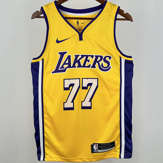 Camiseta NBA Los Angeles Lakers – DONCIC #77 – amarilla - vista 1