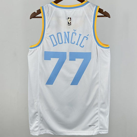 Camiseta NBA retro Los Angeles Lakers – DONCIC #77 – Retro · blanca - vista 2