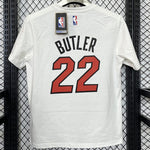 Camiseta casual NBA Miami Heat – BUTLER #22 – blanca · 2025 - vista 2