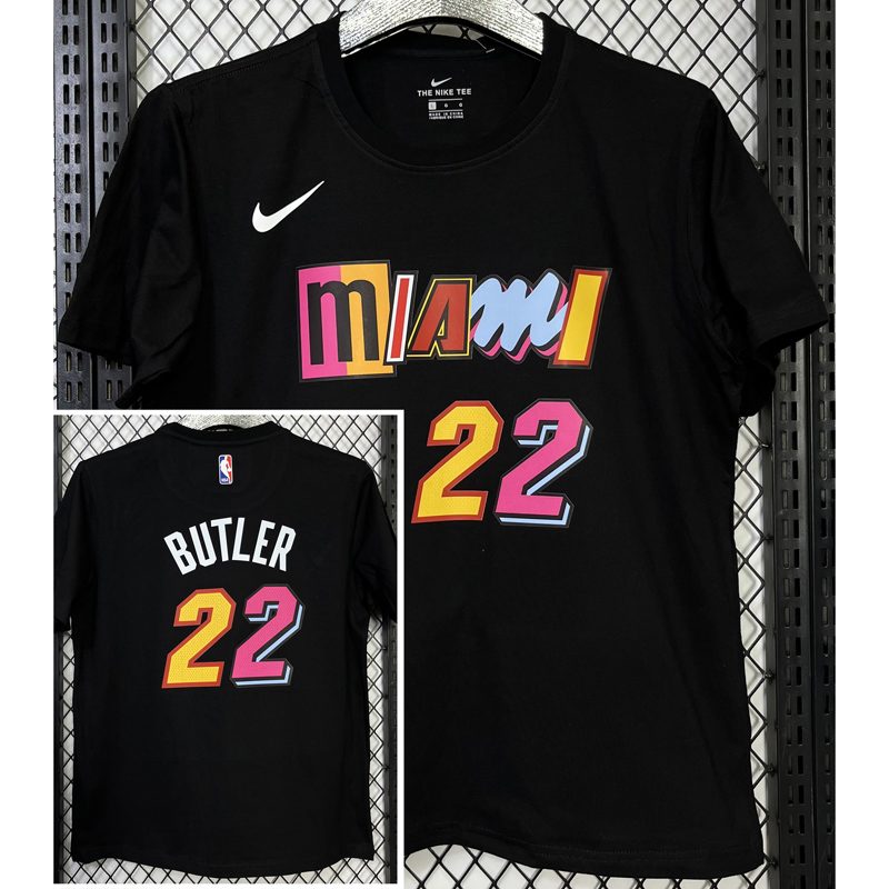 Camiseta casual NBA Miami Heat – BUTLER #22 – negra · 2025 - vista 1