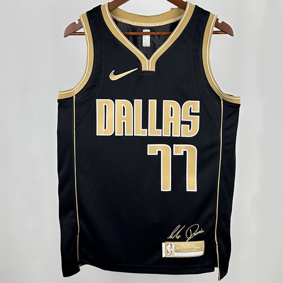 Camiseta NBA Dallas Mavericks – D #77 – Honor Edition · negra · 2025 - vista 1