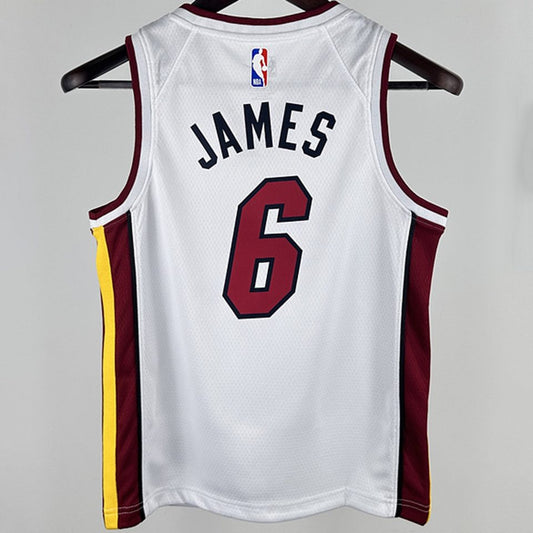 Camiseta NBA Miami Heat – JAMES #6 – blanca · 2024/25 - vista 2