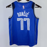 Camiseta NBA Dallas Mavericks – DOECIC #77 – azul · 2023/24 - vista 2