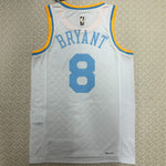 Camiseta NBA retro Los Angeles Lakers – BRYANT #8 – Retro · blanca · 2022/23 - vista 2