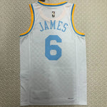 Camiseta NBA retro Los Angeles Lakers – JAMES #6 – Retro · blanca · 2022/23 - vista 2