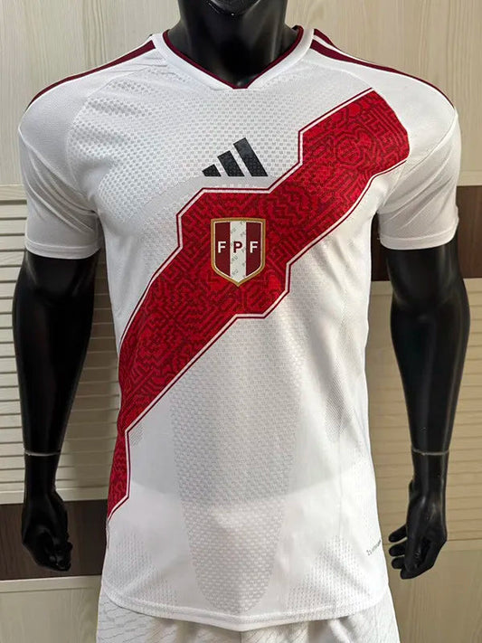 Selección de Perú Versión Jugador 2026/27