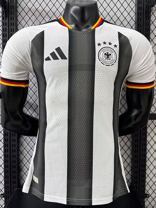 Selección de Alemania Edición especial Versión Jugador 26/27 (Black White)