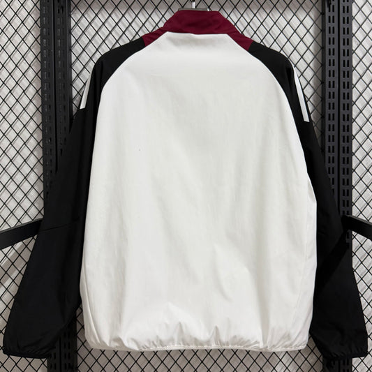 Manchester United 26/27 Cortavientos Black White Windbreaker (2)