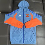 Manchester United 26/27 Cortavientos Light blue Windbreaker