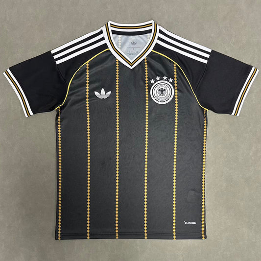 Selección de Alemania 26/27