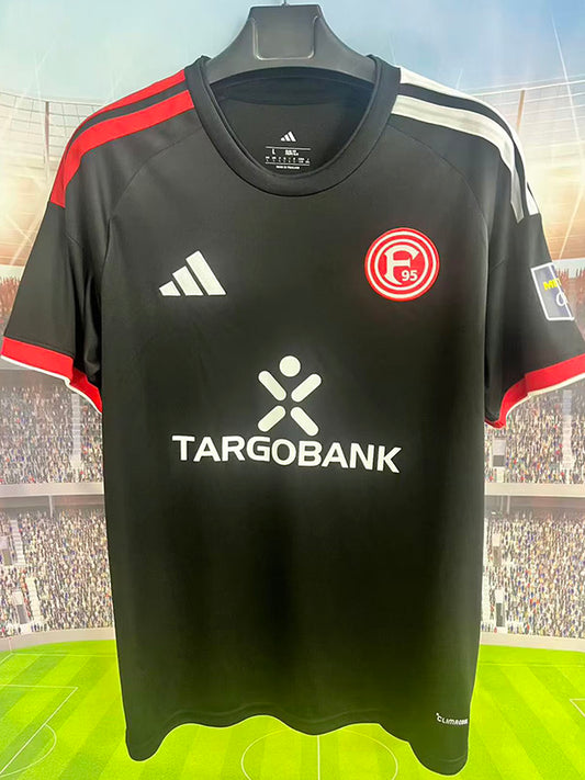 Fortuna Dusseldorf Tercera 26/27