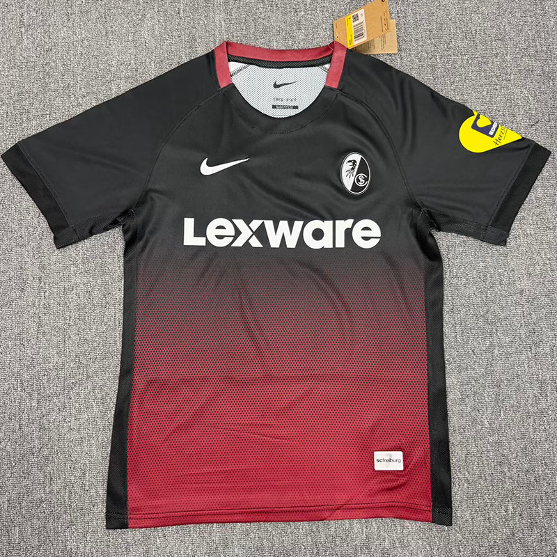 Freiburg Visitante 26/27
