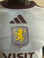 Aston Villa Tercera Versión Jugador 26/27