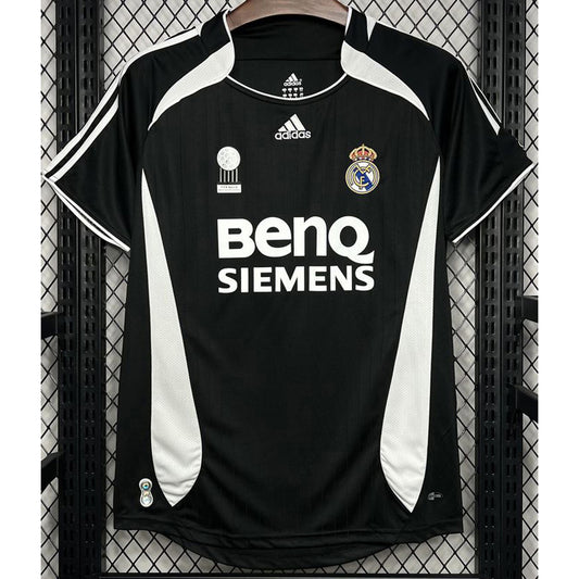 Real Madrid Retro 2006/07 (Negra)