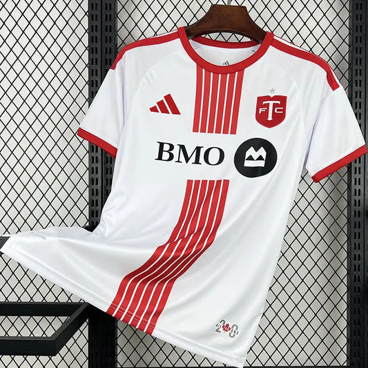 Toronto FC Visitante 2026/27