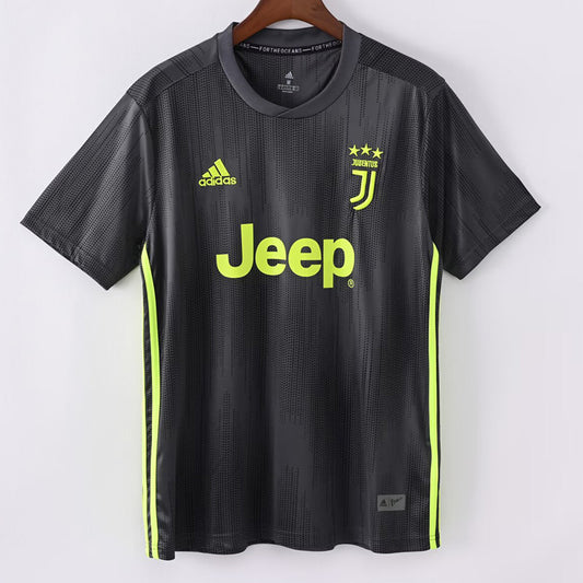 Juventus Retro 2018/19 (Visitante)
