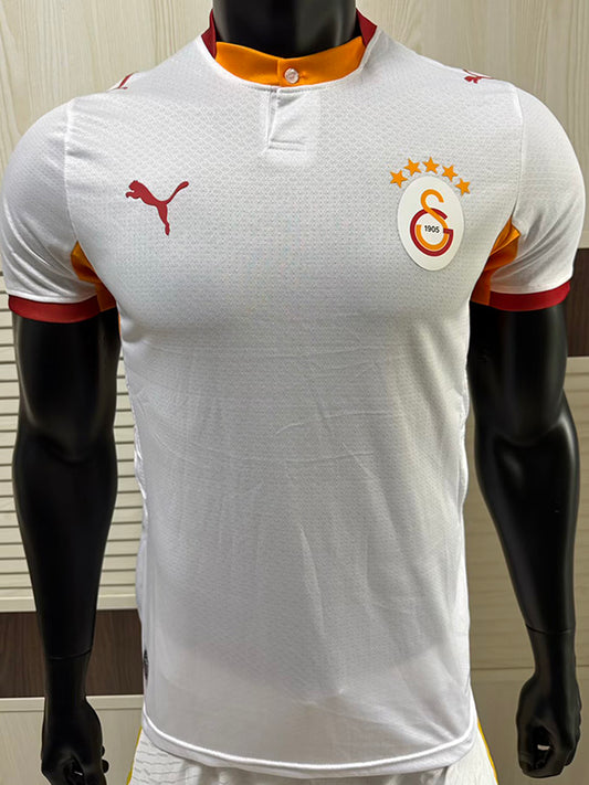Galatasaray Visitante Versión Jugador 2026/27